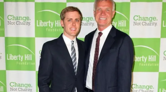 ezgif.com-gif-maker_28.jpg ?? 