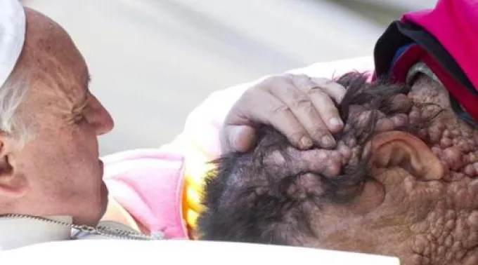 foto_ANSA_Papa.jpg ?? 