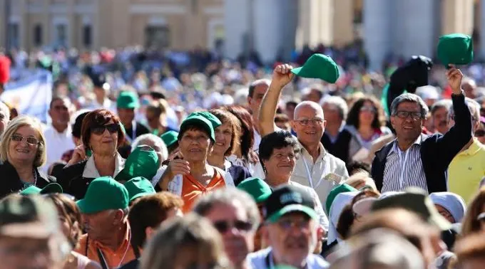 foto_angelus_encuentro_ancianos.jpg ?? 