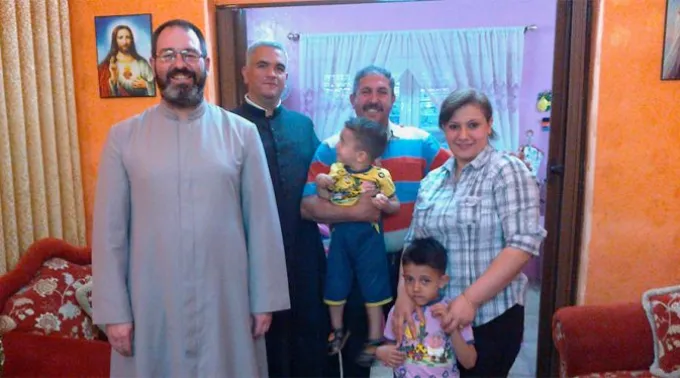 fotopadrebagdad.jpg ?? 