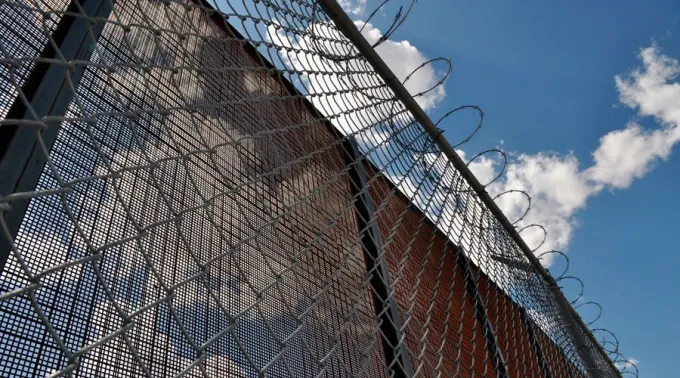 frontera-flickr-jonathan-mcintoshCC-BY-2.0-030718.jpg ?? 