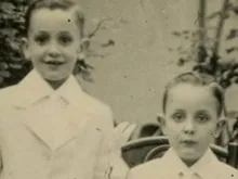 O Papa Francisco no momento de sua Primeira Comunhão