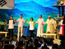 Papa Francisco no encontro com jovens da Ásia 