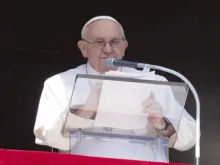 Papa Francisco no ângelus de hoje (12). 