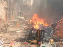 Igrejas e casas de cristãos foram destruídas e incendiadas em Jaranwala