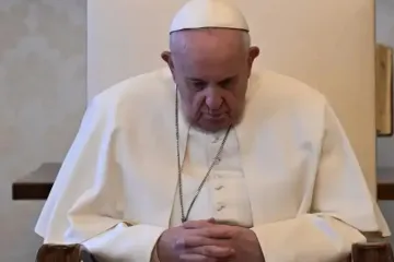 papa-francisco-expresa-su-tristeza-por-tiroteo-en-.jpg