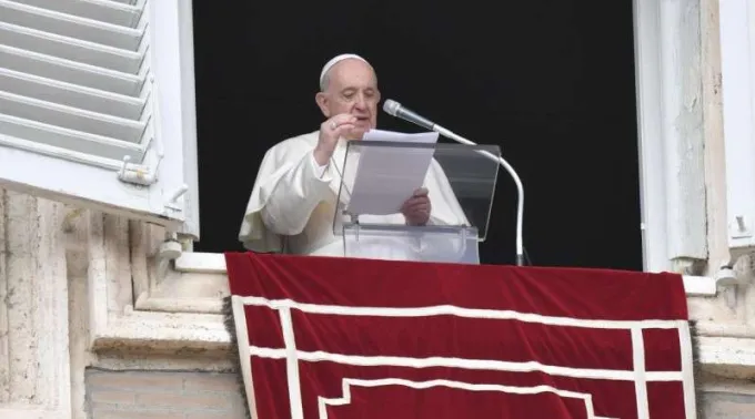 papabalcaospietro.jpeg ?? 