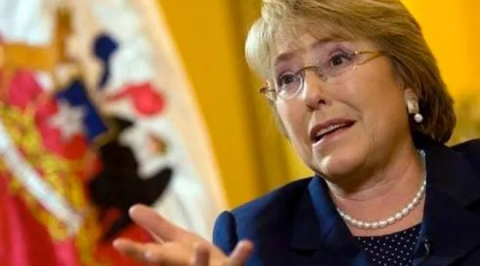 ppbachelet120813.jpg ?? 