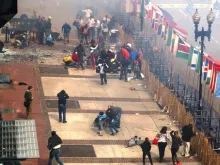 Cena das vítimas do atentado em Boston.