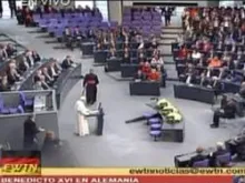 O Papa no Parlamento alemão ou Bundestag (imagem EWTN em español)