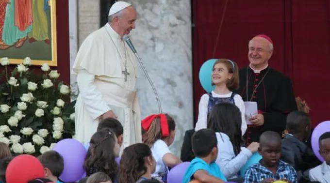 ppfranciscofamiliasCNA27102013.jpg ?? 