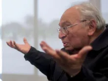 Pe. Gustavo Gutiérrrez, foto World Bank Photo Collection (CC BY-NC-ND 2.0)