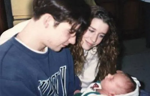 Jeremy Bieber e Pattie Malette com o pequeno Justin recém-nascido