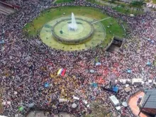 Massivo protesto estudantil ontem, em Caracas