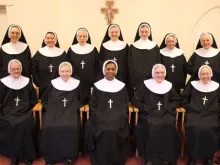 As Irmãs da Santíssima Virgem Maria
