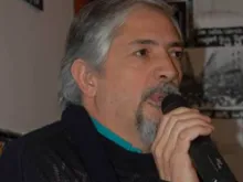   Pe. Nicolás Alessio, suspenso a divinis e em sua função de pároco