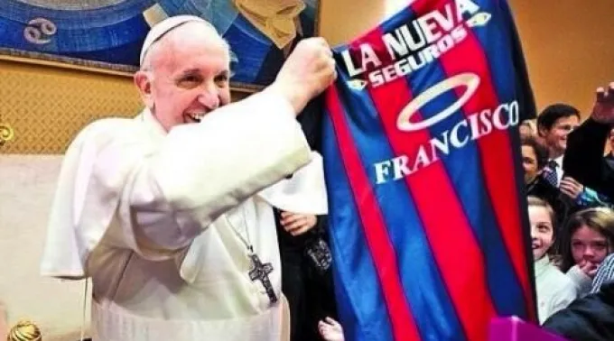 pppapacamiseta25032013.jpg ?? 