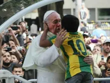 O Papa Francisco e Nathan.