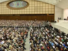 Sala Paulo VI lotada para escutar a catequese do Papa