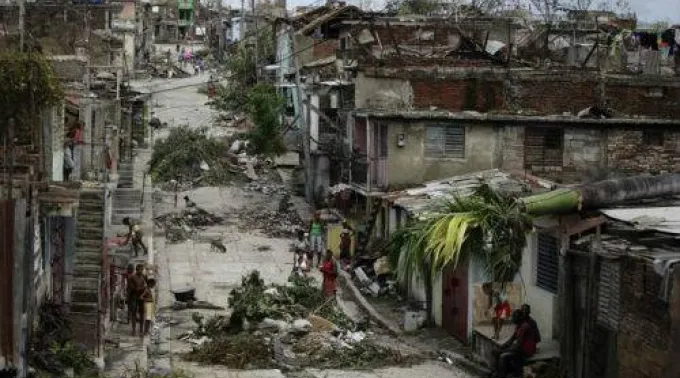 ppsandycuba311012.jpg ?? 