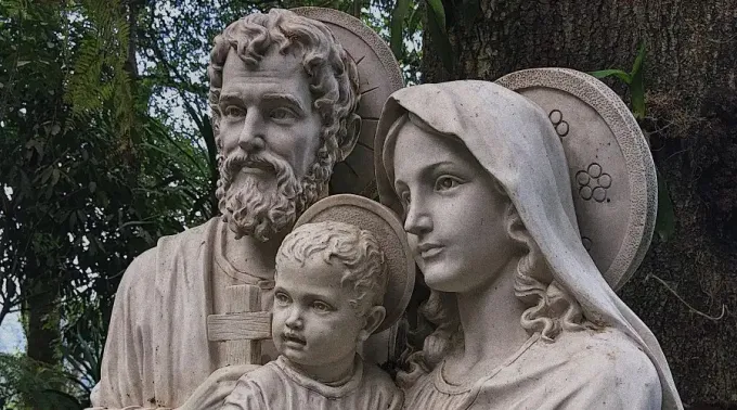 sagrada_familia_cathopic040123.jpg ?? 