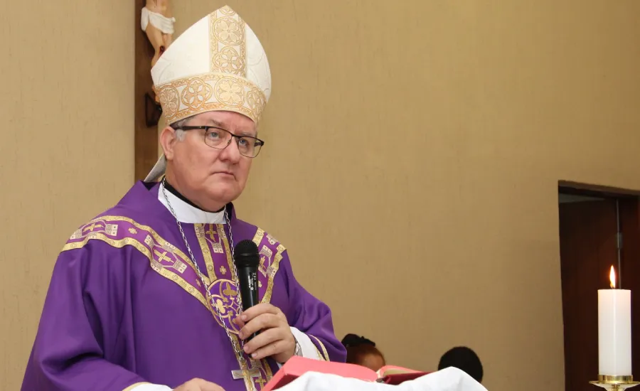 Bispo lamenta que a Igreja “se